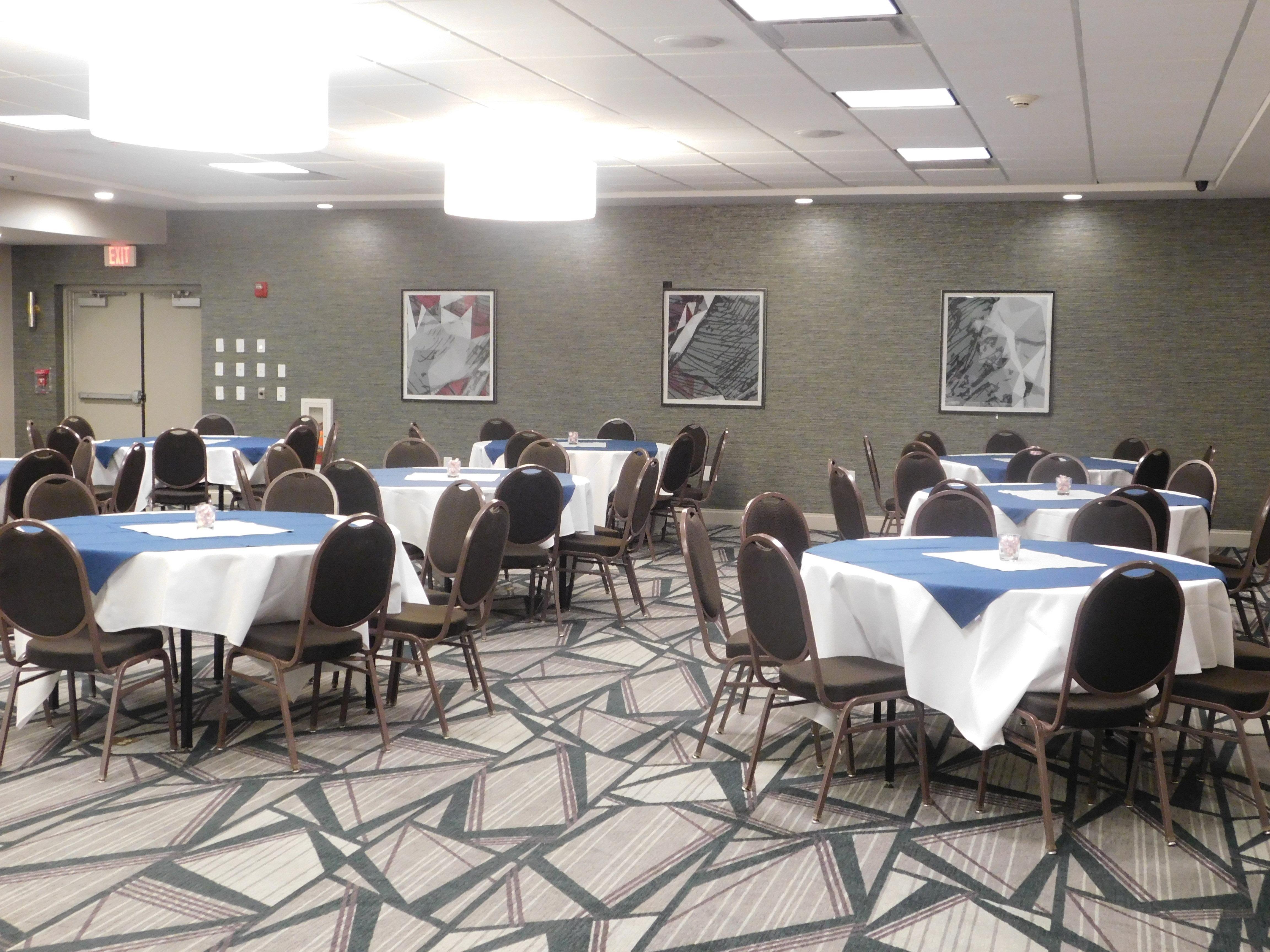 Holiday Inn Hotel & Suites Rochester - Marketplace By Ihg Zewnętrze zdjęcie