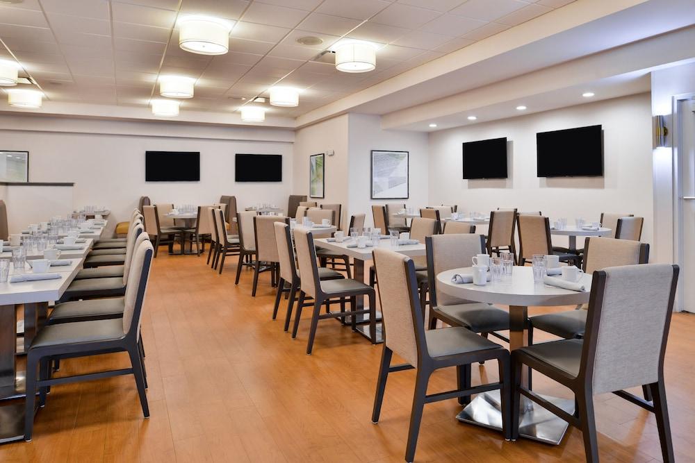 Holiday Inn Hotel & Suites Rochester - Marketplace By Ihg Zewnętrze zdjęcie